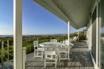 You wont want to go home after spending your days hanging out on this deck.